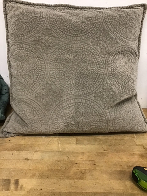 24" PB Medallion Gray Velour Pillow