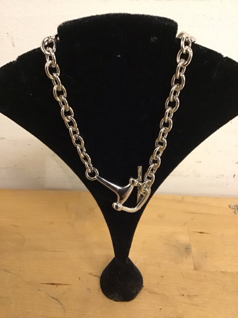 Gucci Likei 18" Stirrup Silver Necklace