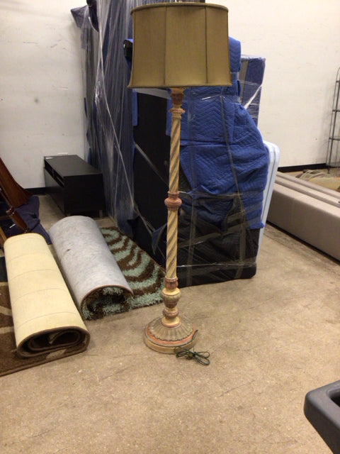 Spilral Floor Lamp W/Shade