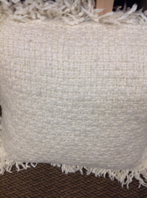 Pillow- 24" P B White Wool W Fringe