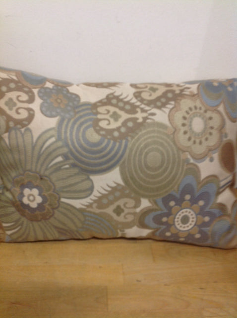 Pillow-.18" Blue & Green Floral